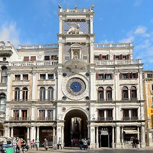 Couette-café Bellevue Luxury - San Marco Luxury