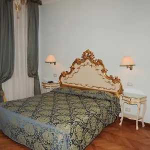 Oda ve Kahvaltı Alloggi Santa Sofia, Venedik