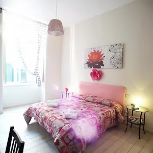 Domus Armenio Bed & Breakfast Naples